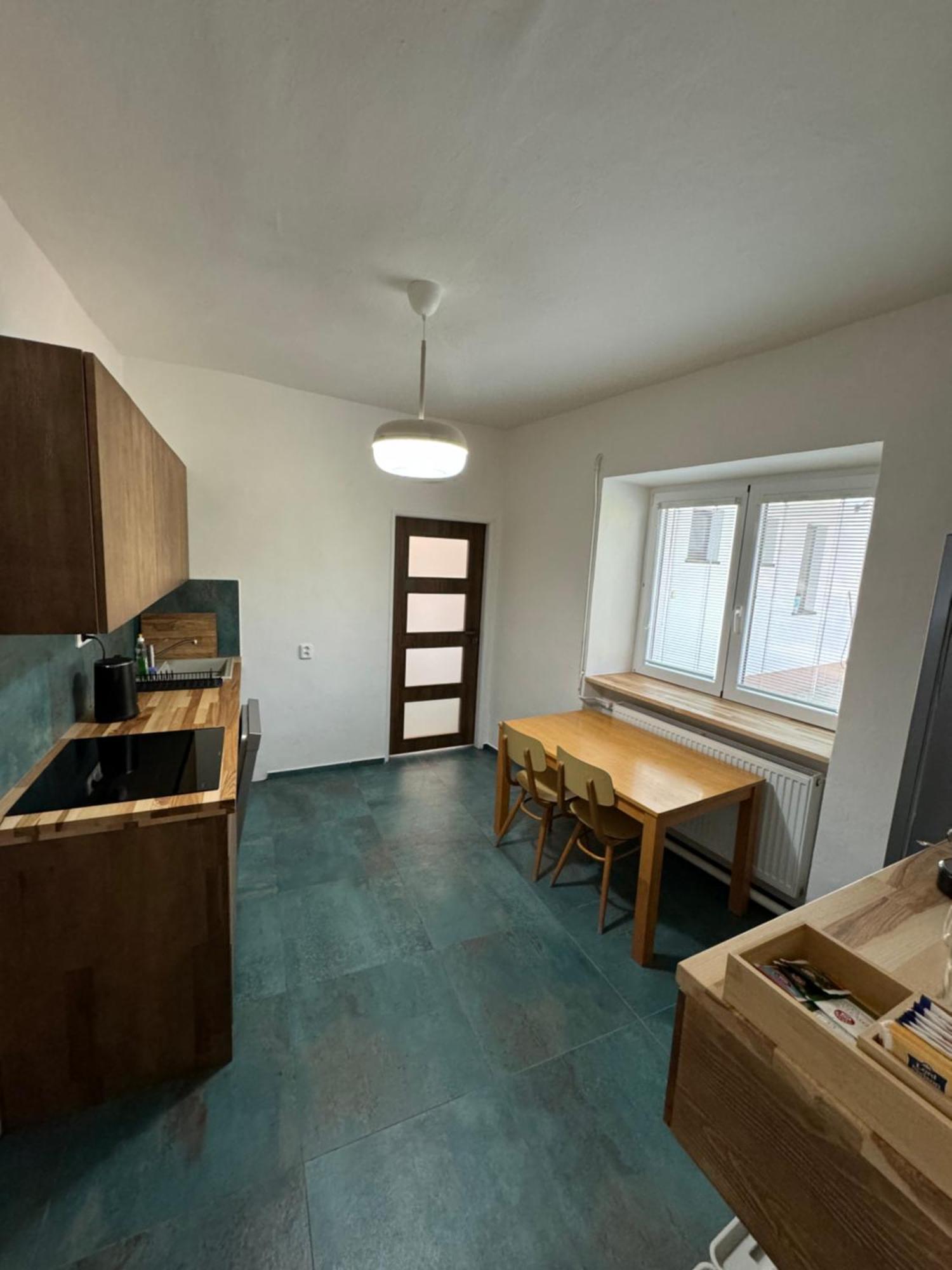 Mikulovska Chalupa Se Sklepem ภายนอก รูปภาพ